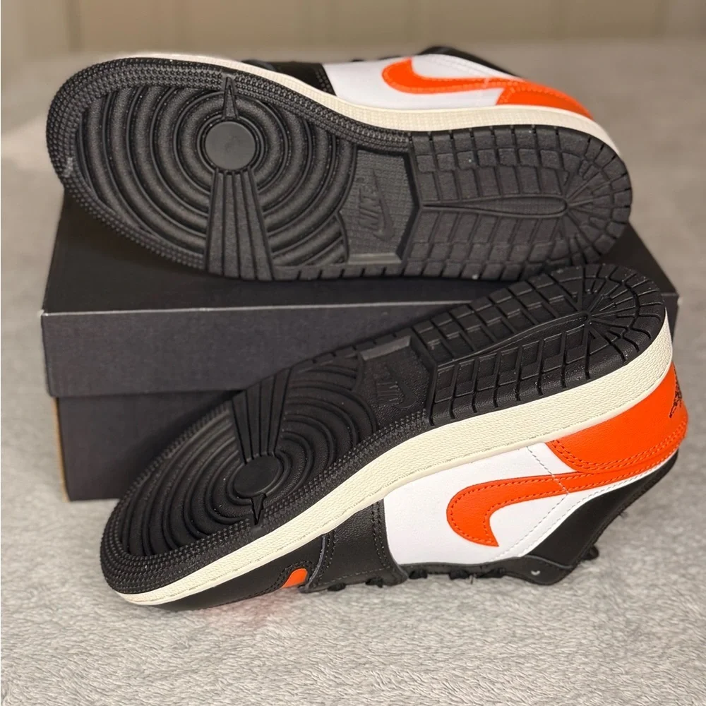Air Jordan 1 Low GS “Starfish” – Size 4.5Y – New in Box
